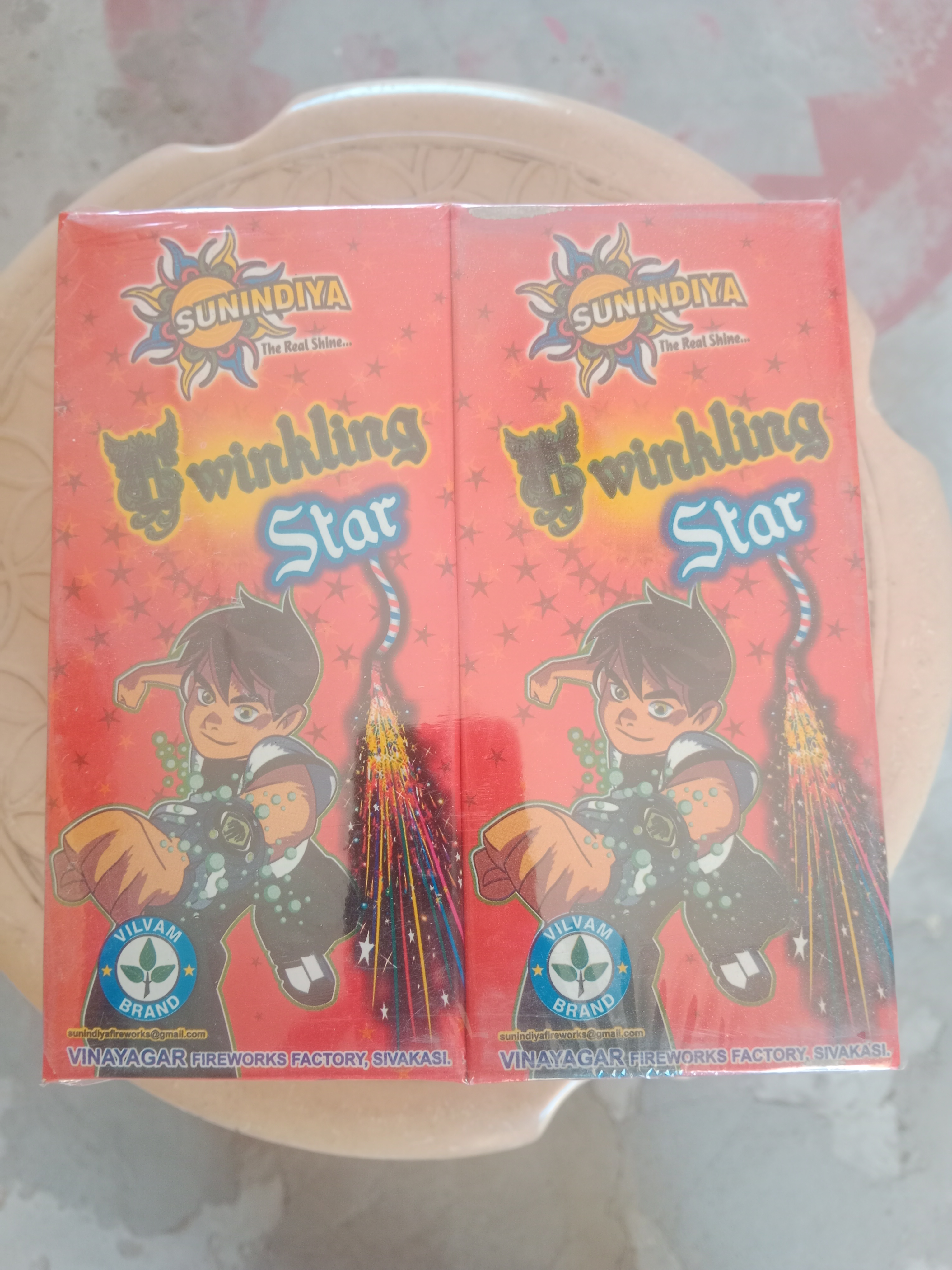 1.5 "feet TWINKLING STAR